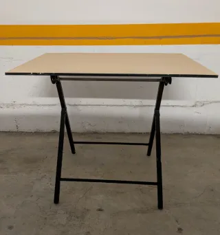 Mesa Dibujo Regulable y Plegable