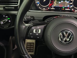 Volkswagen Golf R 2.0 TSI DSG 310 CV
