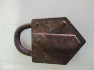 Candado antiguo sin llave S. XVIII-XIX