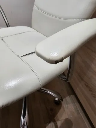 Silla de escritorio con ruedas