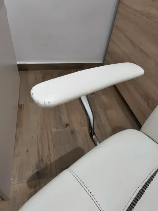 Silla de escritorio con ruedas