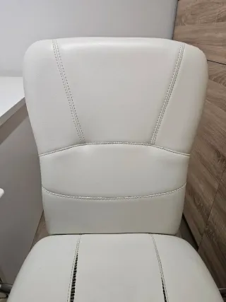 Silla de escritorio con ruedas