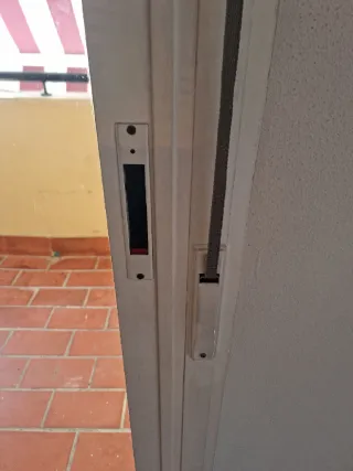 Balconera corredera de aluminio