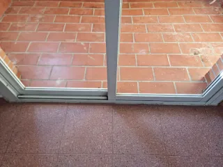 Balconera corredera de aluminio