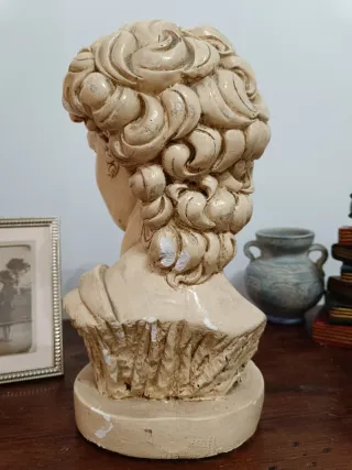 Busto David Clásico