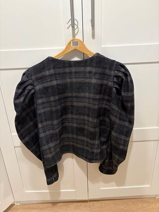 Chaqueta Renatta&Go mangas abullonadas