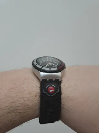 Swatch Snowpass Vintage Rosso Nero