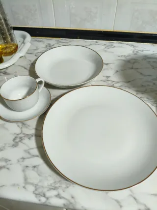 Vajilla porcelana dorada 12 personas