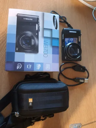 Cámara Samsung WB700 14.2MP Zoom 18x