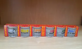 Vasos de chupito con frases divertidas.