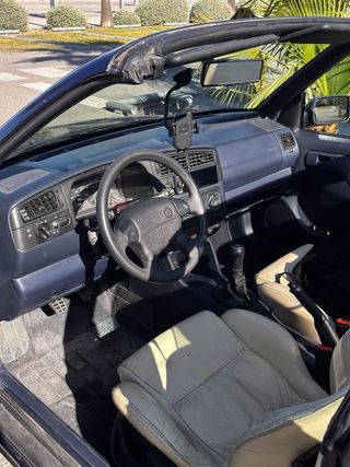 Volkswagen Golf Cabrio