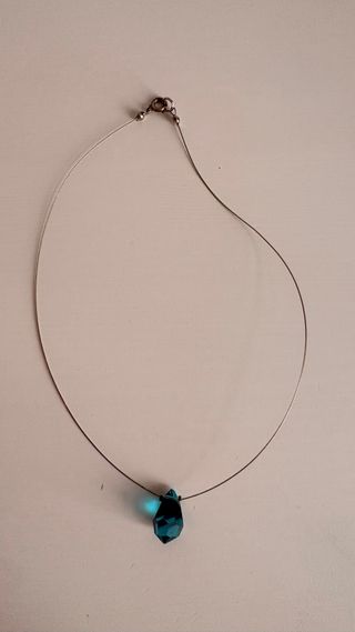Colgante azul y verde