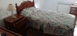 Mueble de salón madera y cristal