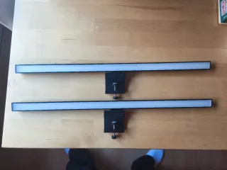 Luz de monitor negra