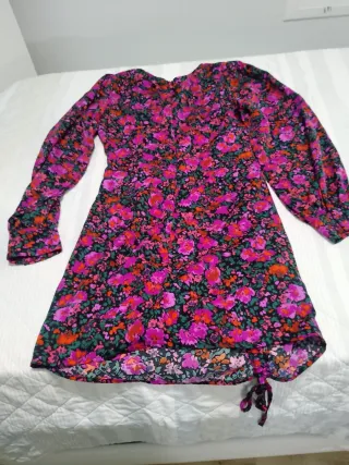 Vestido estampado floral drapeado