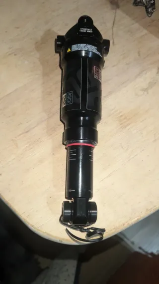 Amortiguador Rockshox SIDLUXE Ultimate