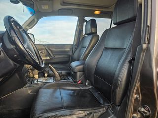 Mitsubishi Montero 2015