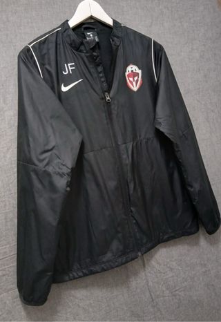 nike tracktop size XL 158-170 black