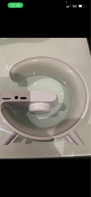 Cargador, altavoz y despertador