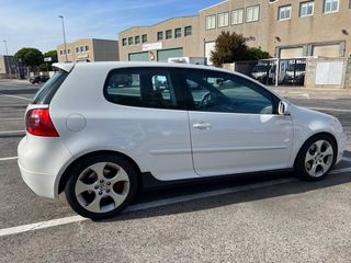 Volkswagen Golf V gti mk5