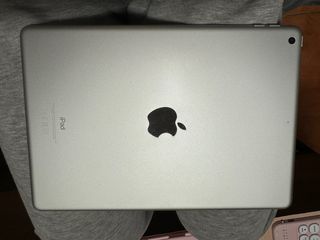 Apple iPad 2021 10.2 64GB WiFi Plata