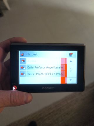 GPS Becker Traffic Assist Z101 + accesorios