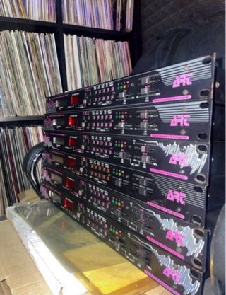 ART MULTIVERB