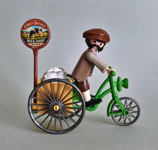 Playmobil Repartidor  Victoriano Con Triciclo