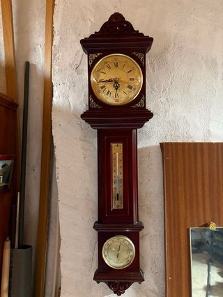 Reloj de pared decorativo