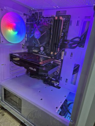 PC Gamer Blanco con RGB