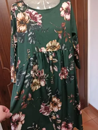 Maxi abito fantasia floreale verde