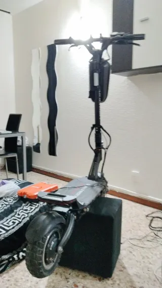 Patín Eléctrico Dualtron  Víctor Luxuri