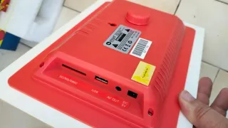 Moldura Digital Noddy LCD 7