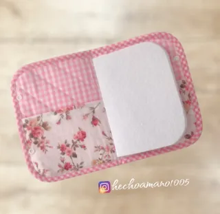 Guardagujas y funda para tijeras de bordar