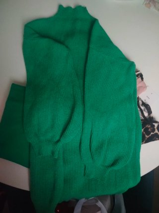 Lote 5 prendas: camisetas, jersey, pantalón y vest