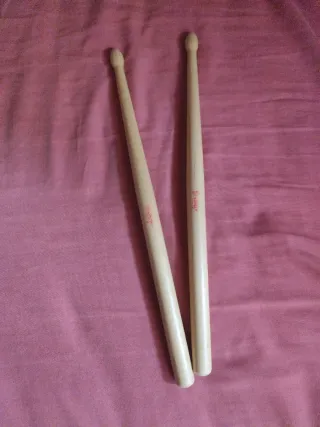Baquetas de madera  MARCA HONSUY