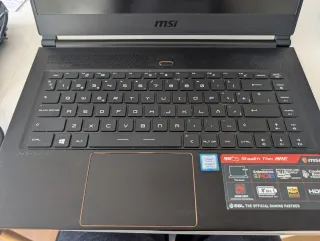 MSI GS65 Stealth Thin 8RE i7 16GB 512GBSSD GTX1060