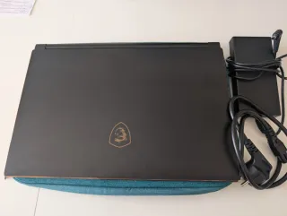 MSI GS65 Stealth Thin 8RE i7 16GB 512GBSSD GTX1060