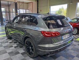 Volkswagen Touareg R-line con techo