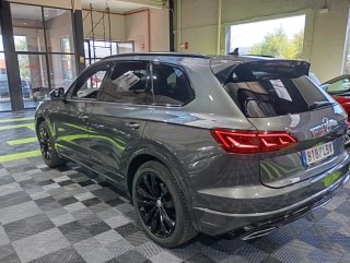 Volkswagen Touareg R-line con techo