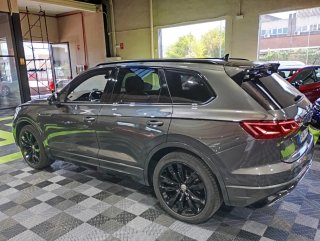 Volkswagen Touareg R-line con techo