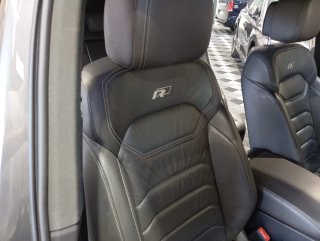 Volkswagen Touareg R-line con techo