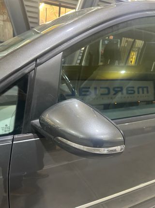 Volkswagen Touran 2011