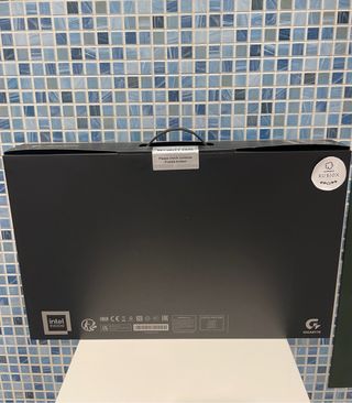 Portátil Gigabyte Aorus 15 / RTX 4070 / i7 13700H