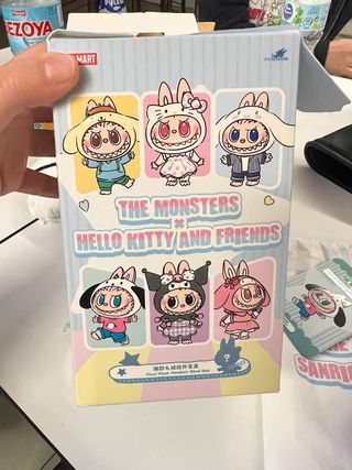 Labubu x Sanrio Peluche