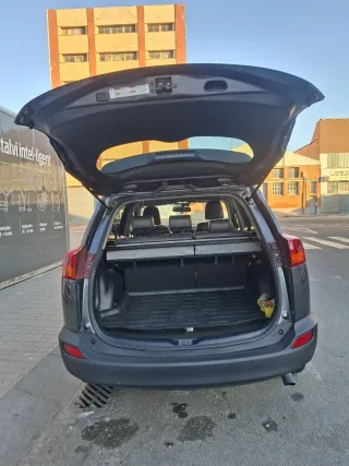 Toyota RAV4 2014