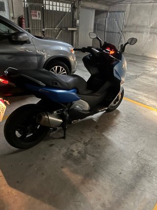 BMW C600 Sport Azul año 2015 18.000 kilómetros