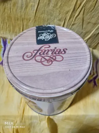 5 lattine vintage di tabacco