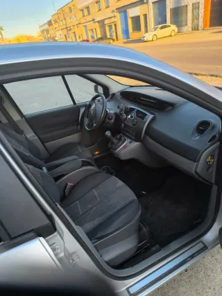 Renault Grand Scenic 2005