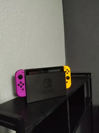 Nintendo Switch + Tarjeta Micro SD 128GB